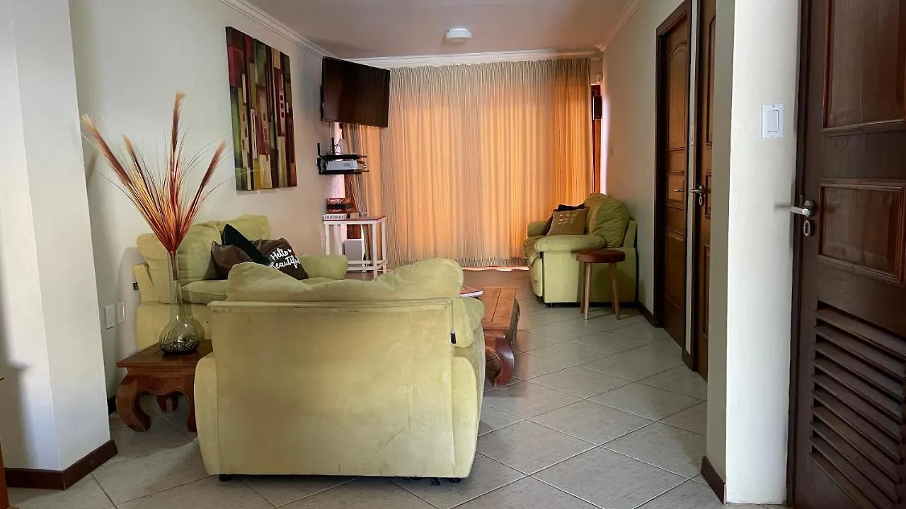 Lagun Ocean View Villa With Own Private Beach Willemstad