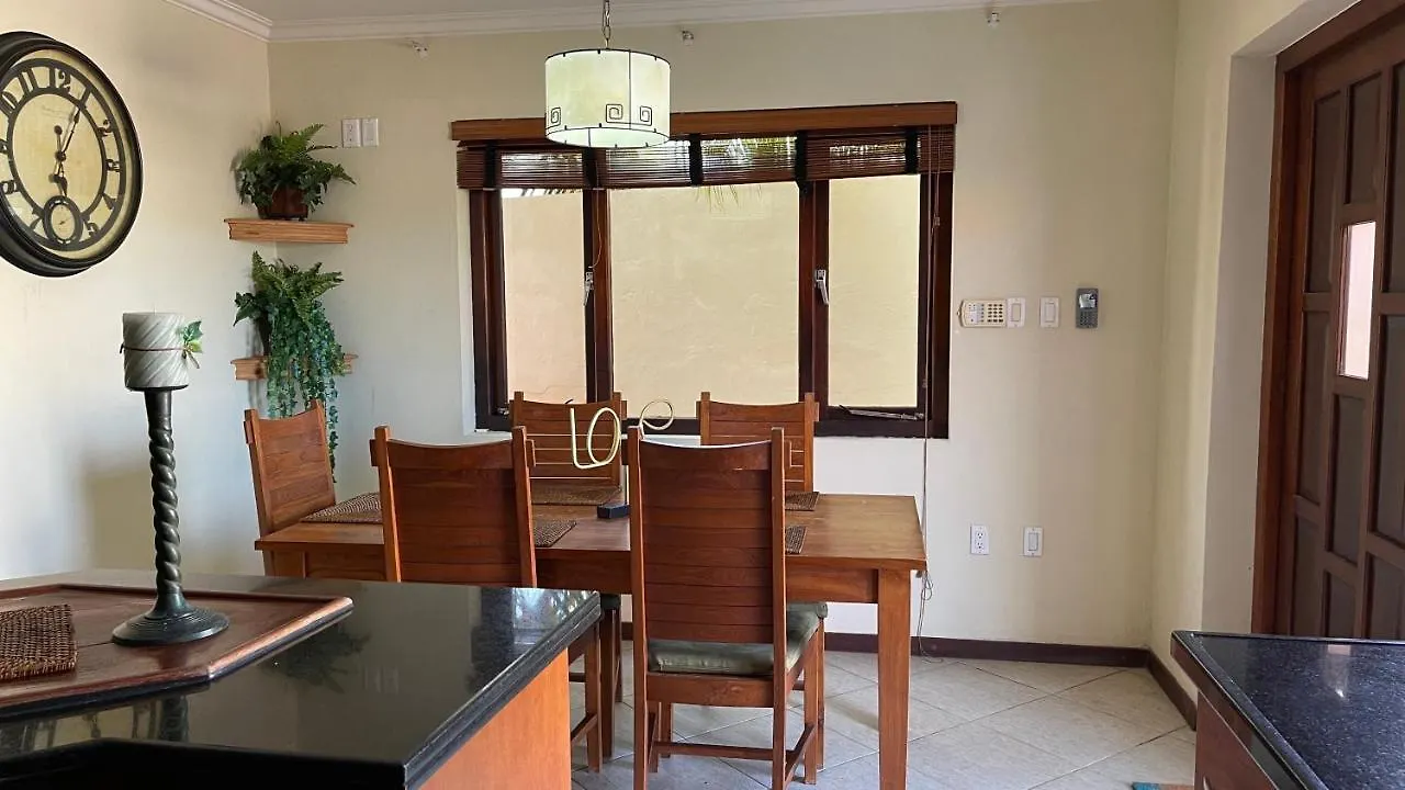 Lagun Ocean View Villa With Own Private Beach Willemstad