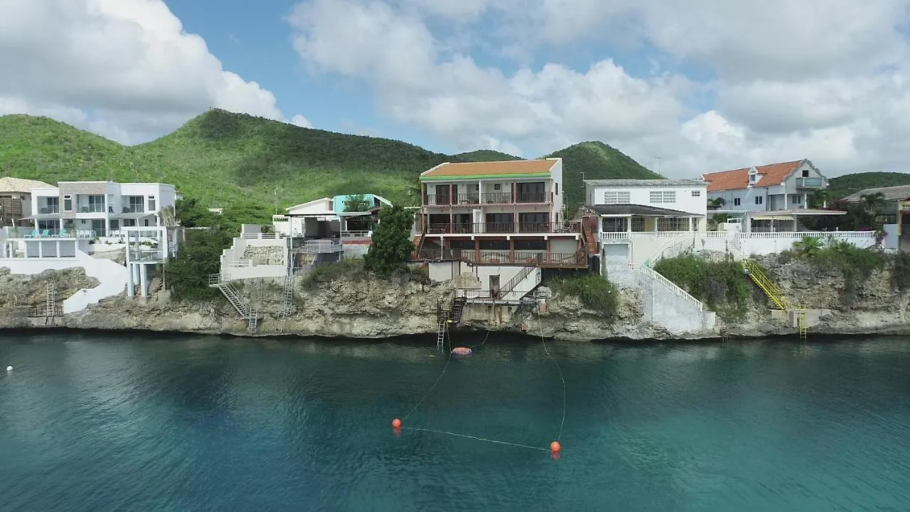 Lagun Ocean View Villa With Own Private Beach Willemstad