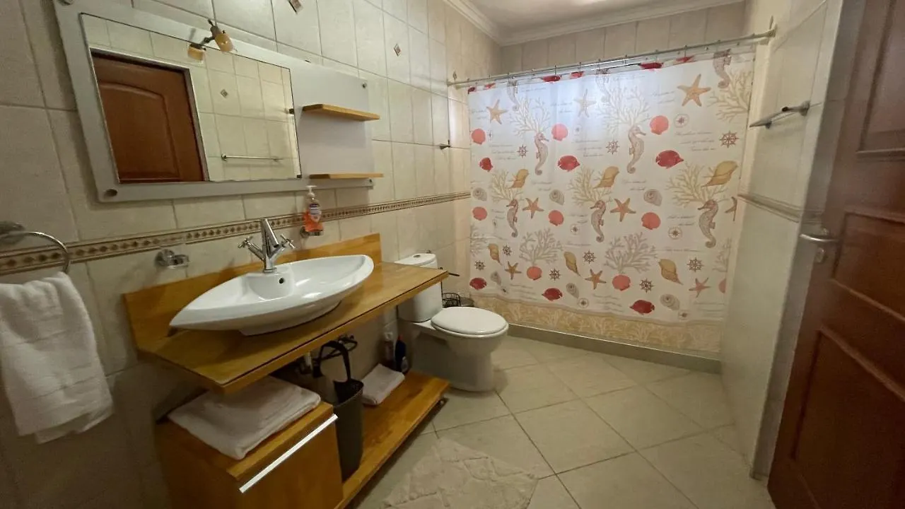 Lagun Ocean View Villa With Own Private Beach Willemstad